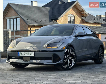 Серый Хендай IONIQ 6, объемом двигателя 0 л и пробегом 41 тыс. км за 28450 $, фото 14 на Automoto.ua