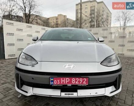Серый Хендай IONIQ 6, объемом двигателя 0 л и пробегом 65 тыс. км за 18900 $, фото 3 на Automoto.ua