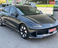 Серый Хендай IONIQ 6, объемом двигателя 0 л и пробегом 9 тыс. км за 31700 $, фото 3 на Automoto.ua