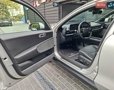 Серый Хендай IONIQ 6, объемом двигателя 0 л и пробегом 17 тыс. км за 35900 $, фото 8 на Automoto.ua