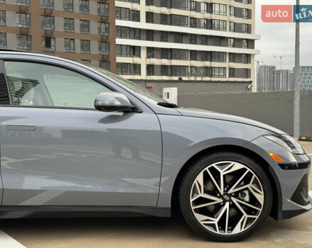 Серый Хендай IONIQ 6, объемом двигателя 0 л и пробегом 32 тыс. км за 26500 $, фото 14 на Automoto.ua