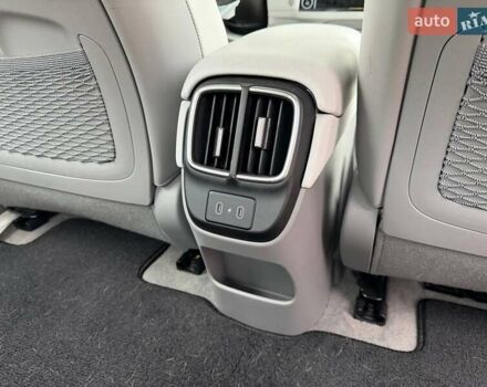 Сірий Хендай IONIQ 6, об'ємом двигуна 0 л та пробігом 18 тис. км за 13500 $, фото 22 на Automoto.ua