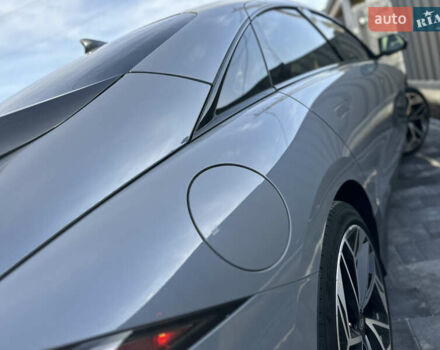 Серый Хендай IONIQ 6, объемом двигателя 0 л и пробегом 41 тыс. км за 28450 $, фото 32 на Automoto.ua