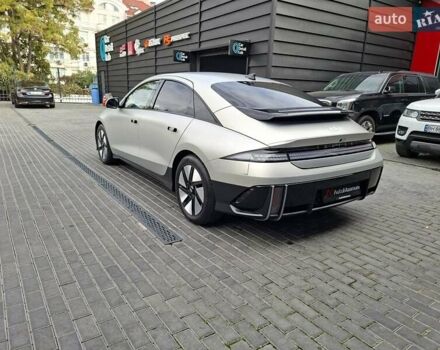 Серый Хендай IONIQ 6, объемом двигателя 0 л и пробегом 17 тыс. км за 35900 $, фото 5 на Automoto.ua