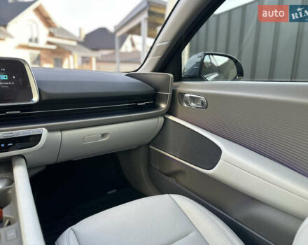 Серый Хендай IONIQ 6, объемом двигателя 0 л и пробегом 41 тыс. км за 28450 $, фото 122 на Automoto.ua