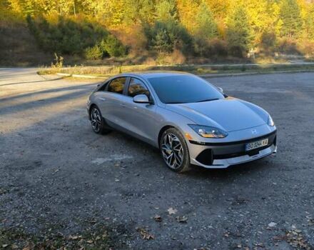 Серый Хендай IONIQ 6, объемом двигателя 0 л и пробегом 19 тыс. км за 26650 $, фото 13 на Automoto.ua