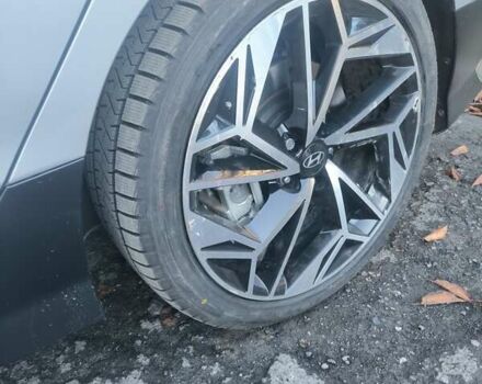 Серый Хендай IONIQ 6, объемом двигателя 0 л и пробегом 19 тыс. км за 26650 $, фото 35 на Automoto.ua