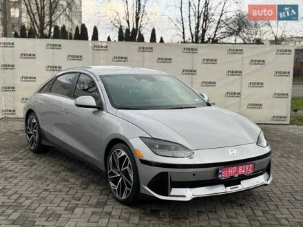 Серый Хендай IONIQ 6, объемом двигателя 0 л и пробегом 65 тыс. км за 18900 $, фото 1 на Automoto.ua