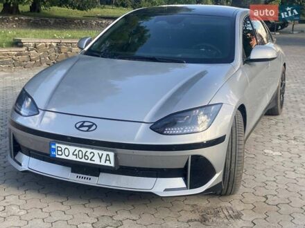 Серый Хендай IONIQ 6, объемом двигателя 0 л и пробегом 3 тыс. км за 31000 $, фото 1 на Automoto.ua