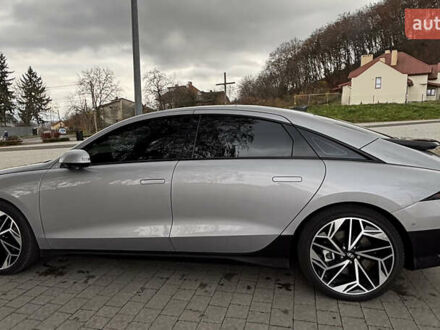 Сірий Хендай IONIQ 6, об'ємом двигуна 0 л та пробігом 12 тис. км за 27700 $, фото 1 на Automoto.ua