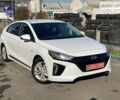 Белый Хендай Ioniq Electric, объемом двигателя 0 л и пробегом 207 тыс. км за 15000 $, фото 1 на Automoto.ua