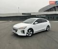 Білий Хендай Ioniq Electric, об'ємом двигуна 0 л та пробігом 70 тис. км за 19300 $, фото 1 на Automoto.ua