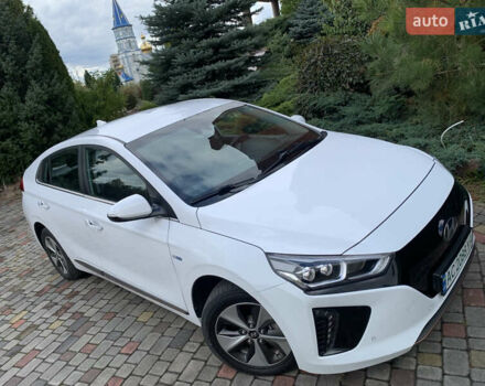 Белый Хендай Ioniq Electric, объемом двигателя 0 л и пробегом 60 тыс. км за 18000 $, фото 34 на Automoto.ua