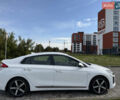 Хендай Ioniq Electric 2018 у Луцьку на Automoto.ua Білий Хендай Ioniq Electric, об'ємом двигуна 0 л та пробігом 119 тис. км за 13000 $, фото 2 на Automoto.ua