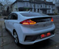 Білий Хендай Ioniq Electric, об'ємом двигуна 0 л та пробігом 116 тис. км за 13999 $, фото 5 на Automoto.ua