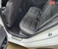 Хендай Ioniq Electric 2019 у Нововолинськ на Automoto.ua Білий Хендай Ioniq Electric, об'ємом двигуна 0 л та пробігом 103 тис. км за 15700 $, фото 21 на Automoto.ua
