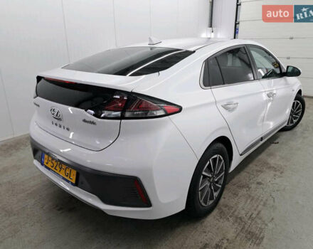 Хендай Ioniq Electric 2020 в Кропивницком (Кировограде) на Automoto.ua Белый Хендай Ioniq Electric, объемом двигателя 0 л и пробегом 48 тыс. км за 16600 $, фото 2 на Automoto.ua