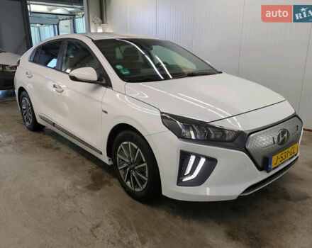 Хендай Ioniq Electric 2020 в Кропивницком (Кировограде) на Automoto.ua Белый Хендай Ioniq Electric, объемом двигателя 0 л и пробегом 48 тыс. км за 16600 $, фото 14 на Automoto.ua