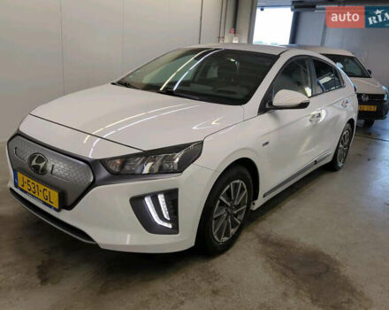 Хендай Ioniq Electric 2020 в Кропивницком (Кировограде) на Automoto.ua Белый Хендай Ioniq Electric, объемом двигателя 0 л и пробегом 48 тыс. км за 16600 $, фото 18 на Automoto.ua