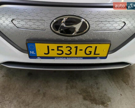 Хендай Ioniq Electric 2020 в Кропивницком (Кировограде) на Automoto.ua Белый Хендай Ioniq Electric, объемом двигателя 0 л и пробегом 48 тыс. км за 16600 $, фото 4 на Automoto.ua