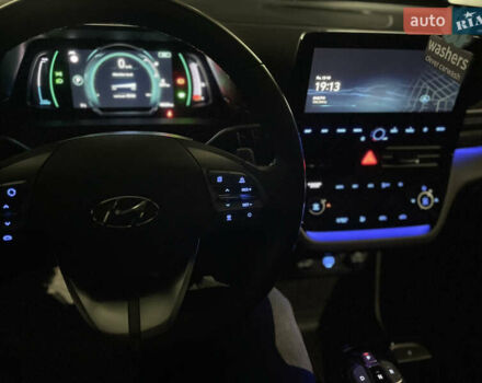 Хендай Ioniq Electric 2020 в Кропивницком (Кировограде) на Automoto.ua Белый Хендай Ioniq Electric, объемом двигателя 0 л и пробегом 48 тыс. км за 16600 $, фото 22 на Automoto.ua