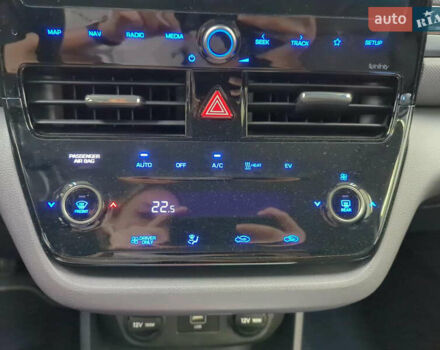 Хендай Ioniq Electric 2020 в Кропивницком (Кировограде) на Automoto.ua Белый Хендай Ioniq Electric, объемом двигателя 0 л и пробегом 48 тыс. км за 16600 $, фото 7 на Automoto.ua