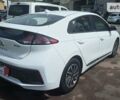 Белый Хендай Ioniq Electric, объемом двигателя 0 л и пробегом 30 тыс. км за 23900 $, фото 3 на Automoto.ua