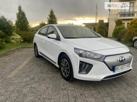 Білий Хендай Ioniq Electric, об'ємом двигуна 0 л та пробігом 22 тис. км за 18900 $, фото 1 на Automoto.ua