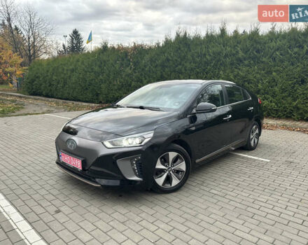 Черный Хендай Ioniq Electric, объемом двигателя 0 л и пробегом 146 тыс. км за 13850 $, фото 33 на Automoto.ua