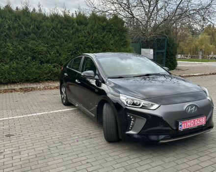 Черный Хендай Ioniq Electric, объемом двигателя 0 л и пробегом 146 тыс. км за 13850 $, фото 14 на Automoto.ua