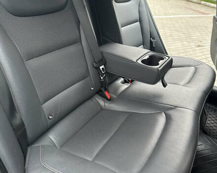 Черный Хендай Ioniq Electric, объемом двигателя 0 л и пробегом 146 тыс. км за 13850 $, фото 72 на Automoto.ua