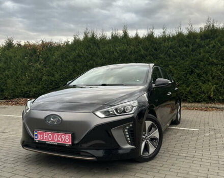 Черный Хендай Ioniq Electric, объемом двигателя 0 л и пробегом 146 тыс. км за 13850 $, фото 1 на Automoto.ua
