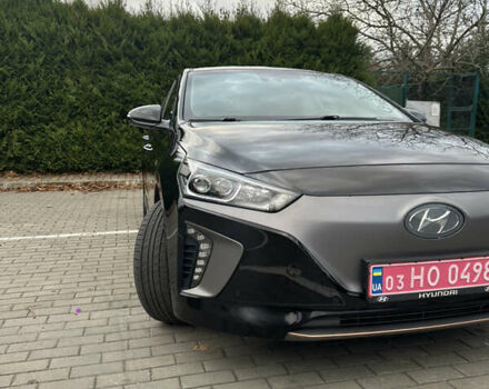Черный Хендай Ioniq Electric, объемом двигателя 0 л и пробегом 146 тыс. км за 13850 $, фото 15 на Automoto.ua