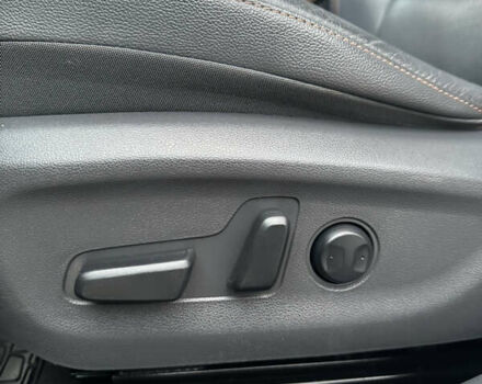 Черный Хендай Ioniq Electric, объемом двигателя 0 л и пробегом 146 тыс. км за 13850 $, фото 65 на Automoto.ua