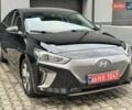 Черный Хендай Ioniq Electric, объемом двигателя 0 л и пробегом 93 тыс. км за 12500 $, фото 24 на Automoto.ua