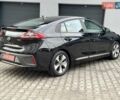 Черный Хендай Ioniq Electric, объемом двигателя 0 л и пробегом 93 тыс. км за 12500 $, фото 17 на Automoto.ua