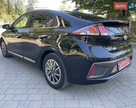 Черный Хендай Ioniq Electric, объемом двигателя 0 л и пробегом 76 тыс. км за 15700 $, фото 13 на Automoto.ua