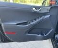 Черный Хендай Ioniq Electric, объемом двигателя 0 л и пробегом 76 тыс. км за 15700 $, фото 40 на Automoto.ua