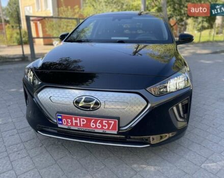 Черный Хендай Ioniq Electric, объемом двигателя 0 л и пробегом 76 тыс. км за 15700 $, фото 2 на Automoto.ua