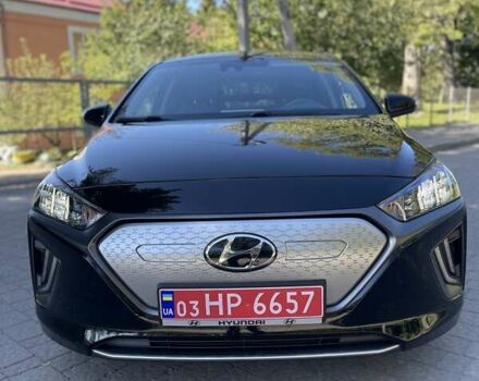 Черный Хендай Ioniq Electric, объемом двигателя 0 л и пробегом 76 тыс. км за 15700 $, фото 3 на Automoto.ua