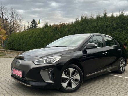Черный Хендай Ioniq Electric, объемом двигателя 0 л и пробегом 146 тыс. км за 13850 $, фото 1 на Automoto.ua