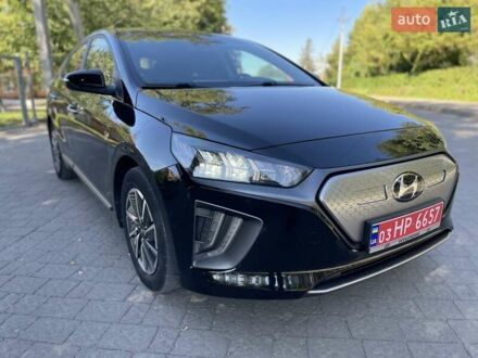 Хендай Ioniq Electric 2021 в Хмельницком на Automoto.ua Черный Хендай Ioniq Electric, объемом двигателя 0 л и пробегом 76 тыс. км за 15700 $, фото 1 на Automoto.ua