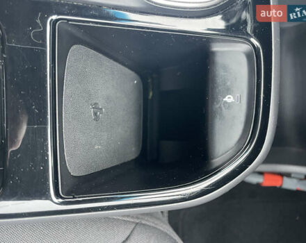 Коричневый Хендай Ioniq Electric, объемом двигателя 0 л и пробегом 119 тыс. км за 14900 $, фото 21 на Automoto.ua