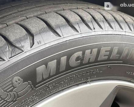 Хендай Ioniq Electric, объемом двигателя 0 л и пробегом 123 тыс. км за 18400 $, фото 13 на Automoto.ua