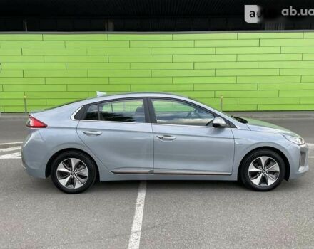 Хендай Ioniq Electric, объемом двигателя 0 л и пробегом 123 тыс. км за 18400 $, фото 8 на Automoto.ua