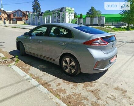 Хендай Ioniq Electric, объемом двигателя 0 л и пробегом 125 тыс. км за 13800 $, фото 10 на Automoto.ua