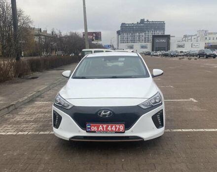 Хендай Ioniq Electric, об'ємом двигуна 0 л та пробігом 104 тис. км за 16500 $, фото 1 на Automoto.ua