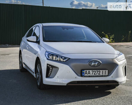 Хендай Ioniq Electric, объемом двигателя 0 л и пробегом 119 тыс. км за 19999 $, фото 5 на Automoto.ua