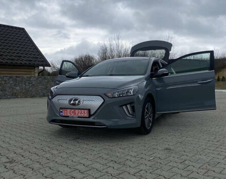 Хендай Ioniq Electric, объемом двигателя 0 л и пробегом 45 тыс. км за 22499 $, фото 25 на Automoto.ua