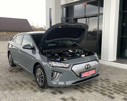 Хендай Ioniq Electric, объемом двигателя 0 л и пробегом 45 тыс. км за 22499 $, фото 28 на Automoto.ua